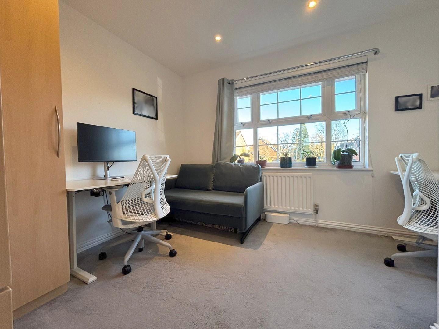 Bampton Drive, Mill Hill, NW7, London